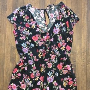 Forever 21 floral romper size medium
